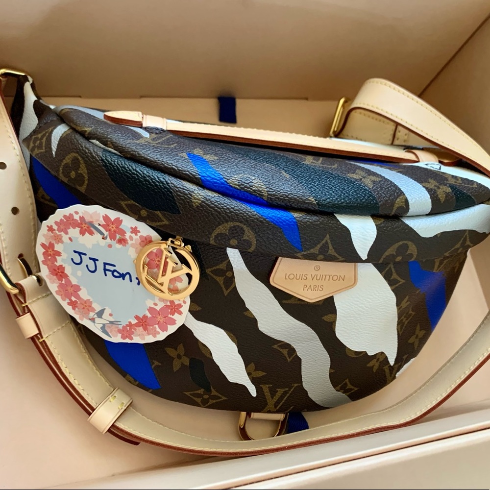 ❌SOLD❌　Louis Vuitton Lol bumbag